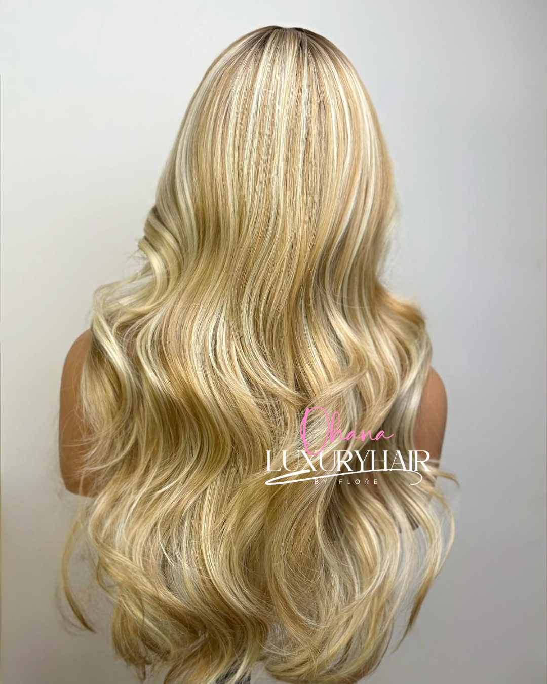 Perruque Aïcha – Blond Miel Long Ondulé