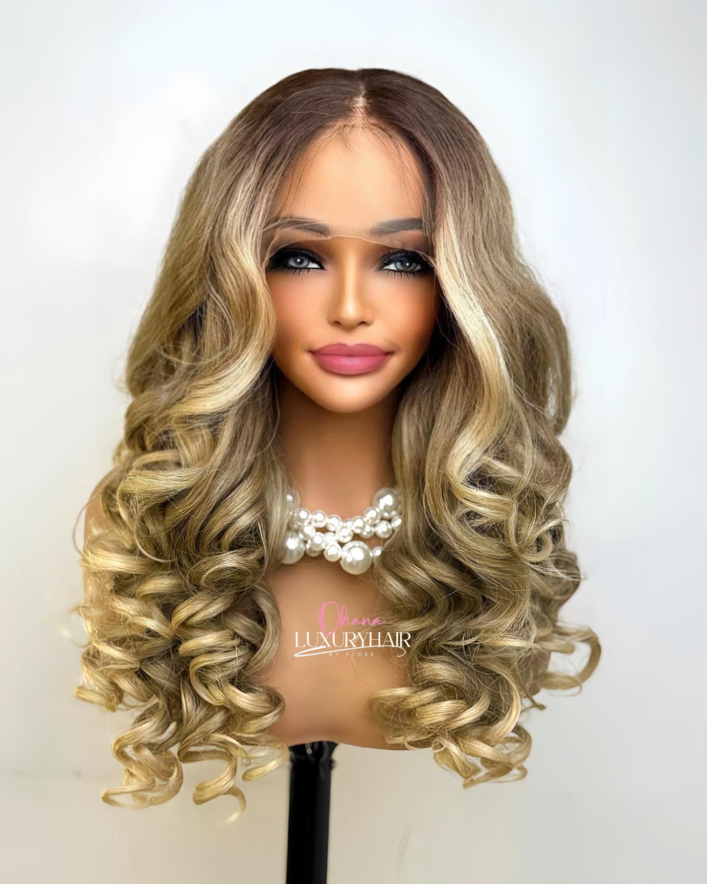 Perruque Chloé – Blond Caramel Bouclé